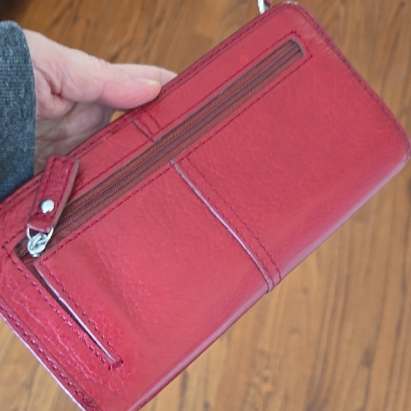 Fossil Red Leather Wallet - Picture 13 of 14